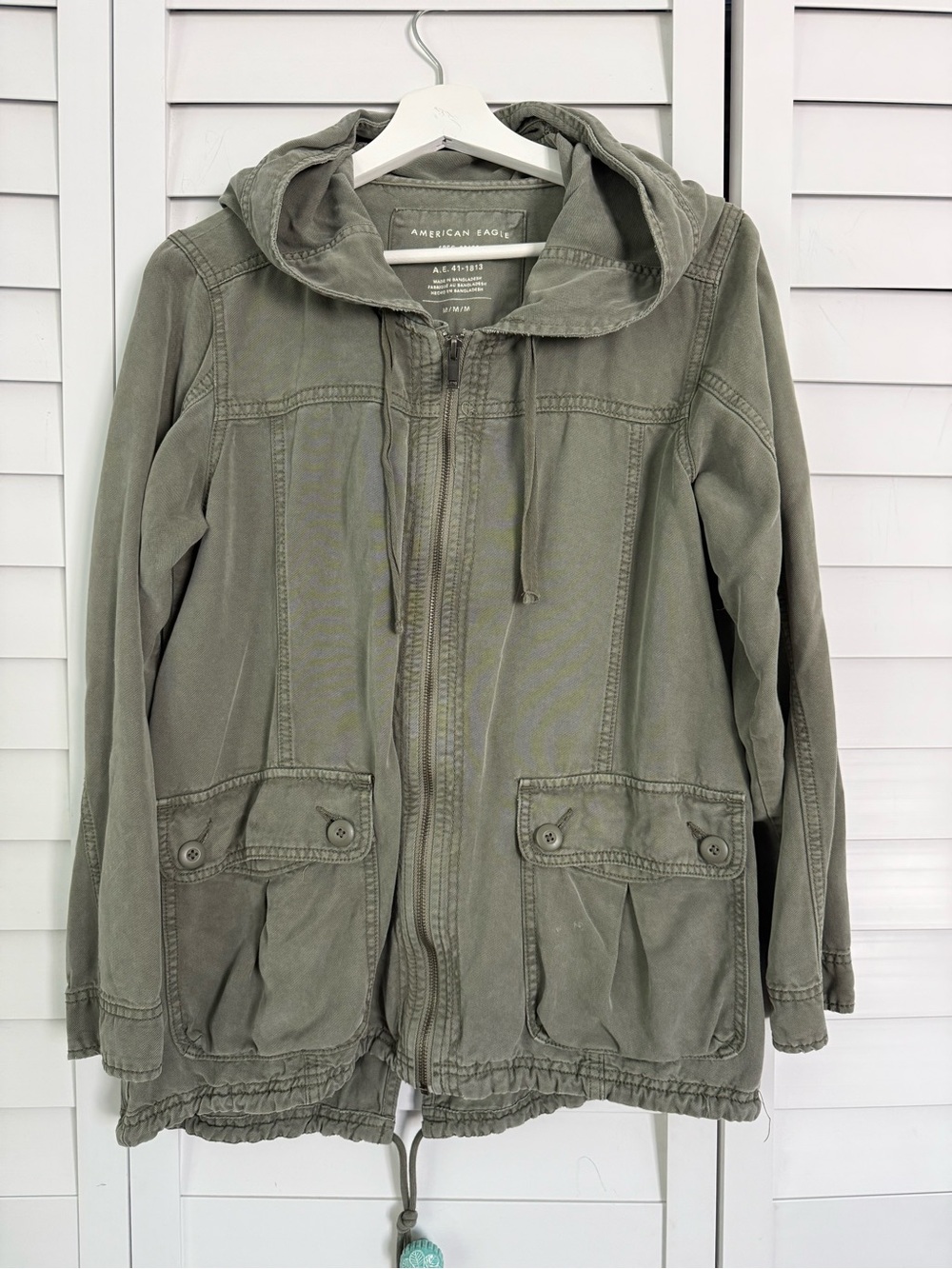 AE :: American Eagle lightweight army green jacket